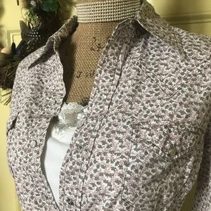 GAP long-sleeve western-styled shirt w/sna…